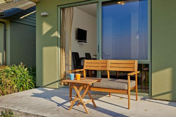 King View Studio - outside